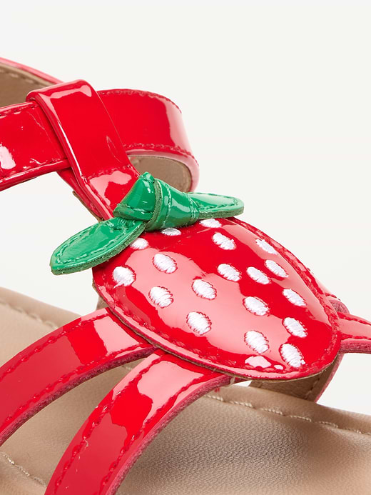 Old Navy Strawberry Patent Sandals for Toddler Girls — photo 6