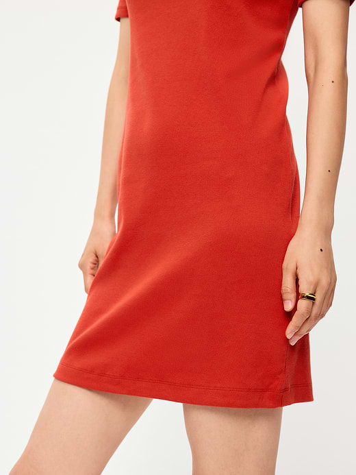 Old Navy Snug Mock-Neck Bodycon Mini Dress — photo 6