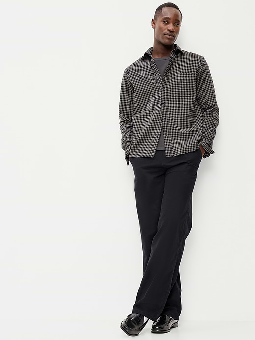 Old Navy Relaxed Long-Sleeve Flannel Pocket Shirt — photo 4