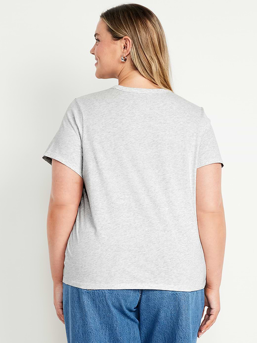 Old Navy EveryWear Crew-Neck T-Shirt — photo 9