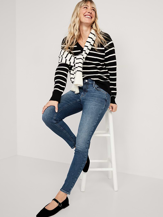 Old Navy Mid-Rise Rockstar Super-Skinny Ankle Jeans — photo 4