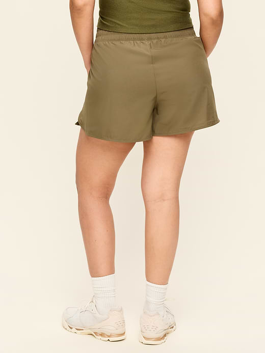 Old Navy Extra High-Waisted Crinkle Run Shorts -- 3-inch inseam — photo 7