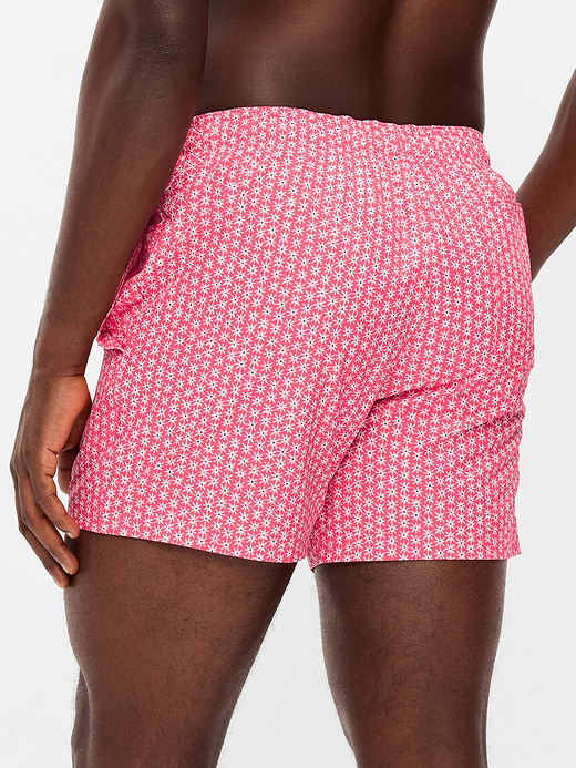 Old Navy Swim Trunks -- 5-inch inseam — photo 3