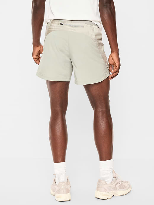 Old Navy Run Shorts -- 4-inch inseam — photo 3