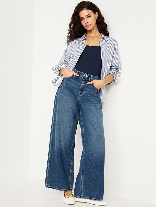 Old Navy First-Layer Ribbed Scoop-Neck Tank Top — photo 4