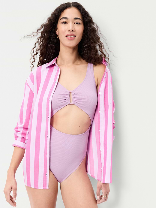 Old Navy Textured One-Piece Cut-Out Swimsuit — photo 4
