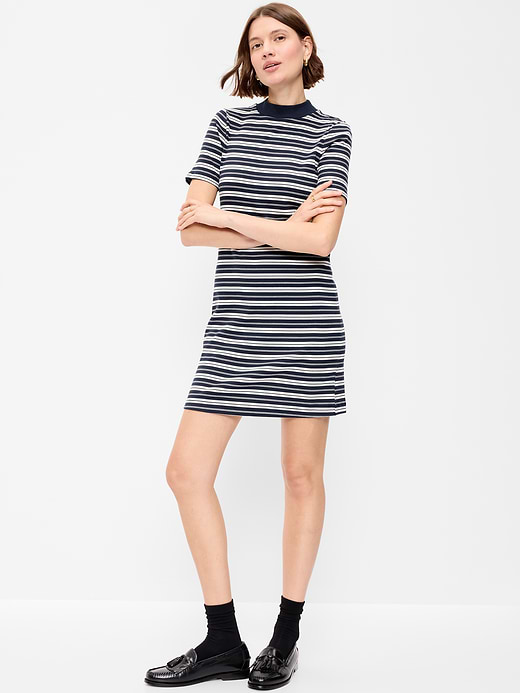 Old Navy Snug Mock-Neck Bodycon Mini Dress — photo 1