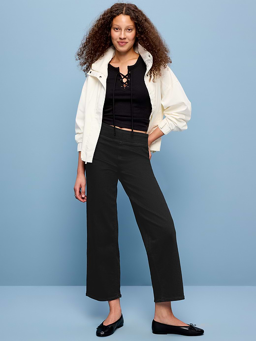 Old Navy High-Waisted Weekender Pull-On Crop Wide-Leg Jeans — photo 1