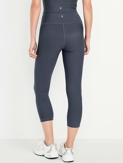 Old Navy High-Waisted PowerSoft Crop Leggings — photo 3