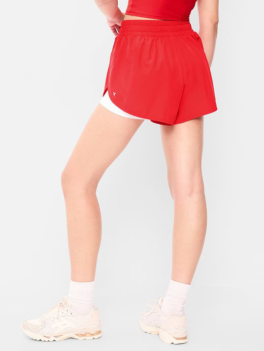 Old Navy High-Waisted StretchTech 2-In-1 Run Shorts — photo 3