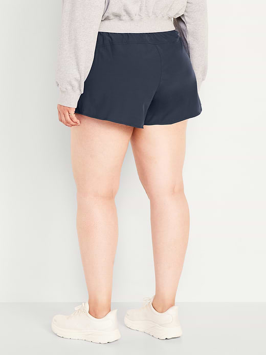 Old Navy Mid-Rise StretchTech Run Shorts -- 3-inch inseam — photo 9