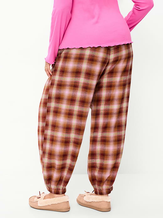 Old Navy Cinched Flannel Balloon Pants — photo 8