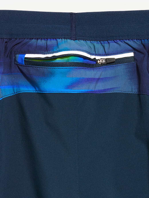 Old Navy Run Shorts -- 4-inch inseam — photo 5