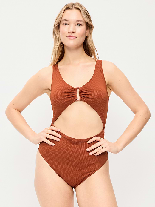 Old Navy Textured One-Piece Cut-Out Swimsuit — photo 6