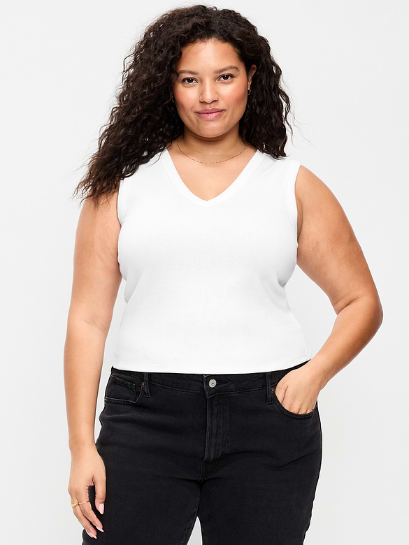 Old Navy Snug Crop V-Neck Ribbed Tank Top — photo 8