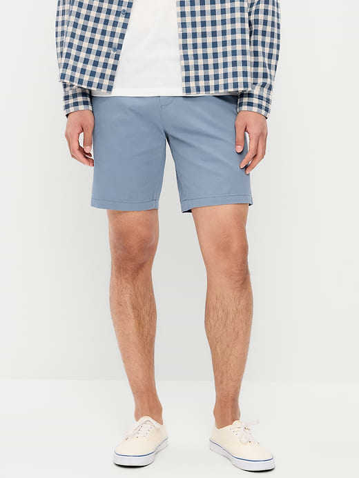 Old Navy Slim Built-In Flex Rotation Chino Shorts -- 5-inch inseam — photo 3