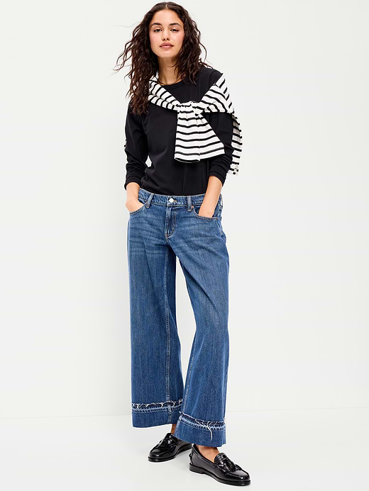 Old Navy EveryWear Long-Sleeve T-Shirt — photo 4