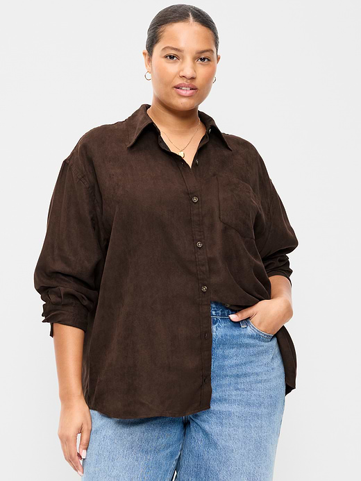 Old Navy Oversized Boyfriend Button-Down Faux-Suede Shirt — photo 8