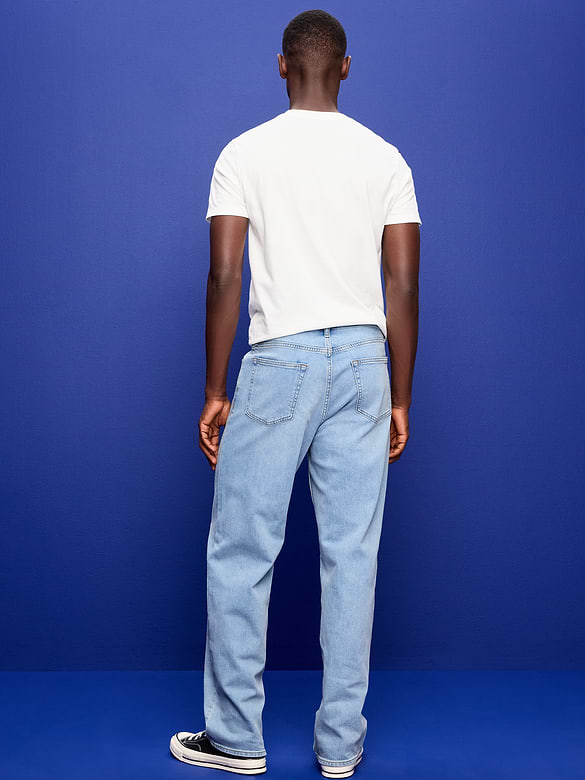 Old Navy Relaxed Loose Built-In Flex Jeans — photo 4