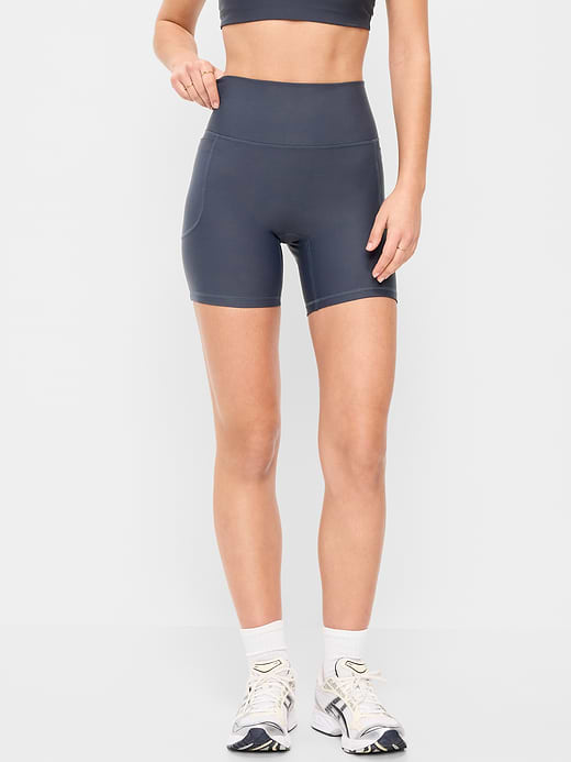 Old Navy Extra-High Waisted PowerSoft Boundless Pocket Biker Shorts-- 6-inch inseam - No Front Seam — photo 1