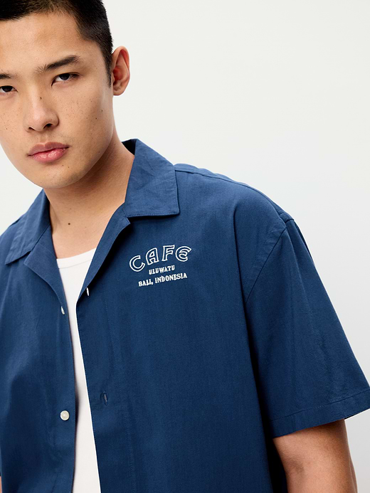 Old Navy Short-Sleeve Heavyweight Graphic Shirt — photo 4