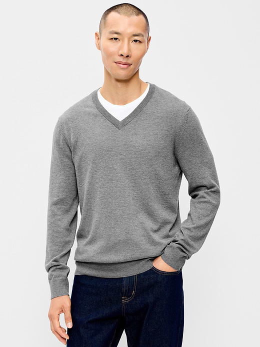 Old Navy V-Neck Sweater — photo 1