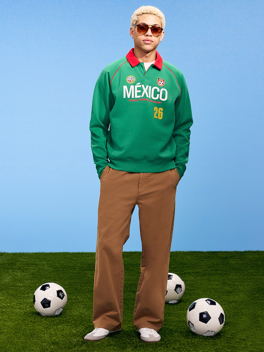 Old Navy FIFA World Cup 26™ Argentina Dynamic Fleece Collared Graphic Sweatshirt for Men — photo 1