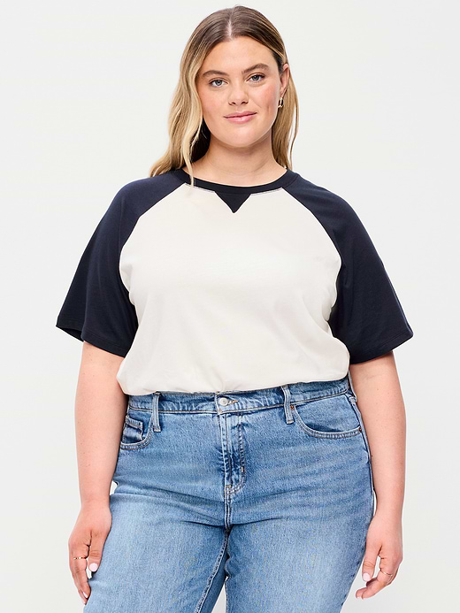 Old Navy Vintage Crew-Neck Raglan T-Shirt — photo 8