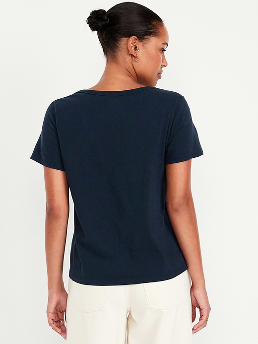 Old Navy EveryWear V-Neck T-Shirt — photo 3