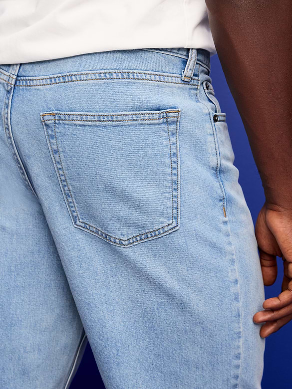 Old Navy Relaxed Loose Built-In Flex Jeans — photo 6