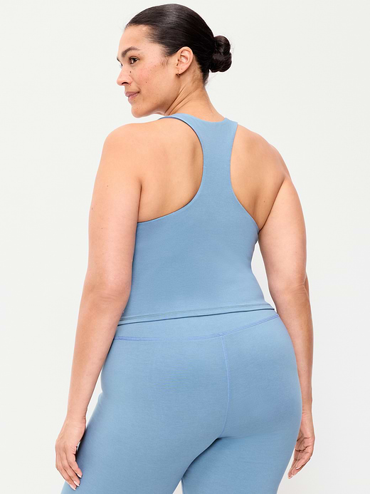 Old Navy Light Support PowerChill High-Neck Racerback Sports Bra — photo 8