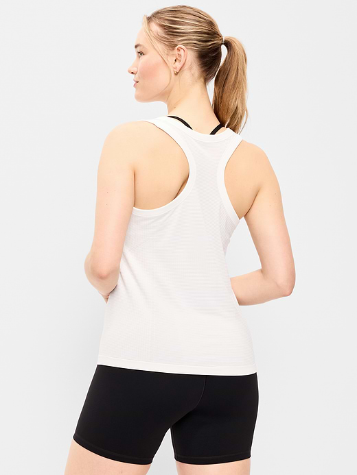 Old Navy Fluid Seamless Fitted Tank Top — photo 7