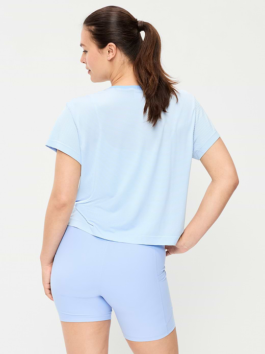 Old Navy Fluid Seamless Loose T-Shirt — photo 7