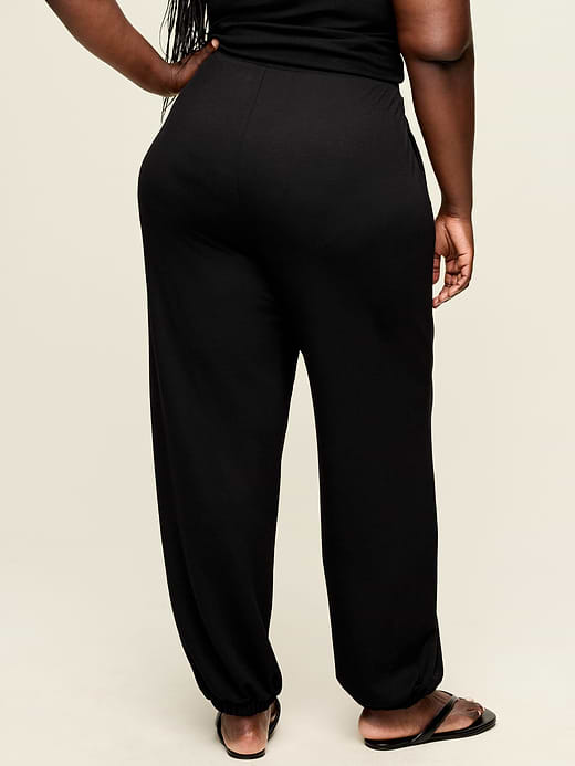 Old Navy Oversized Bounce Lite Bubble Joggers — photo 9