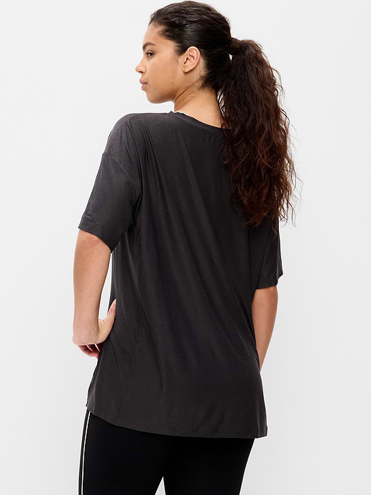 Old Navy CloudMotion Short-Sleeve Tunic — photo 7
