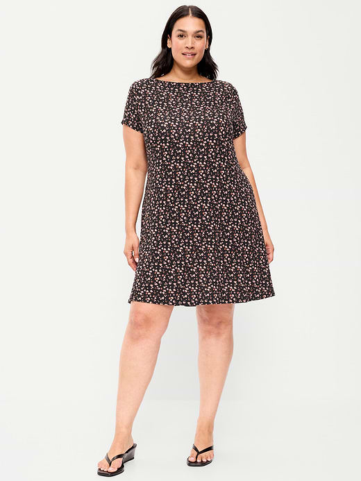 Old Navy Short-Sleeve Mini Swing Dress — photo 9