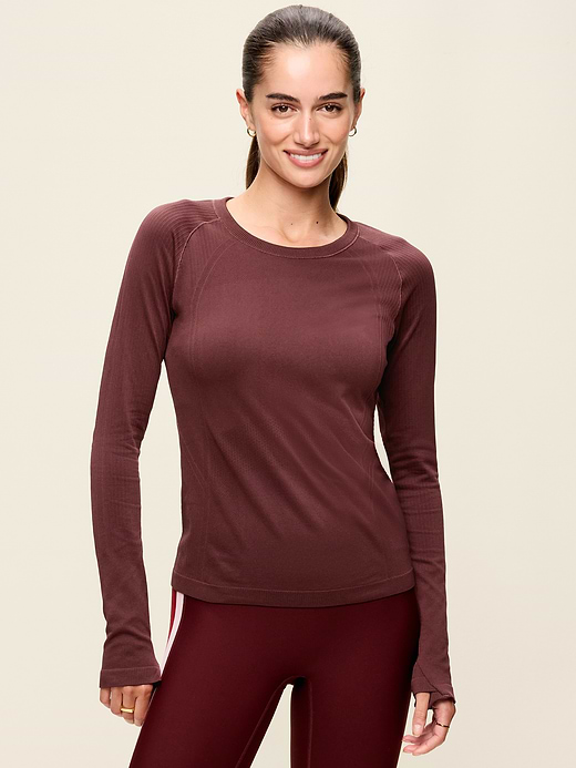 Old Navy Fluid Seamless Fitted Top — photo 1