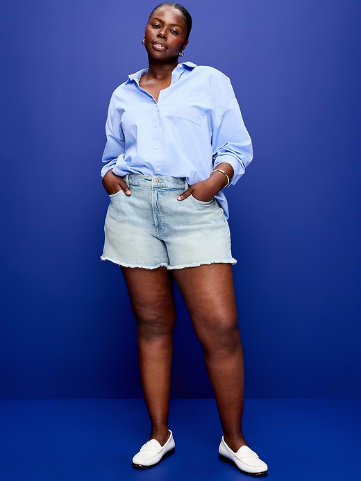 Old Navy Curvy High-Waisted OG Jean Cut-Off Shorts -- 4-inch inseam — photo 8