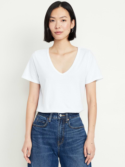 Old Navy EveryWear V-Neck T-Shirt — photo 1