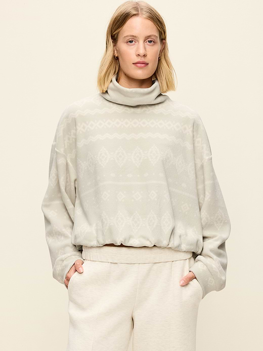 Old Navy Performance Fleece Funnel Neck Pullover — photo 1