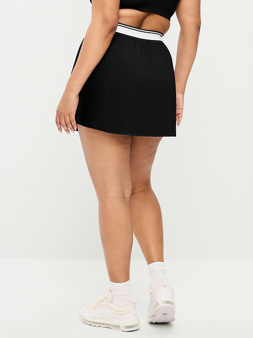 Old Navy Extra High-Waisted Micro-Pleated Skort — photo 5