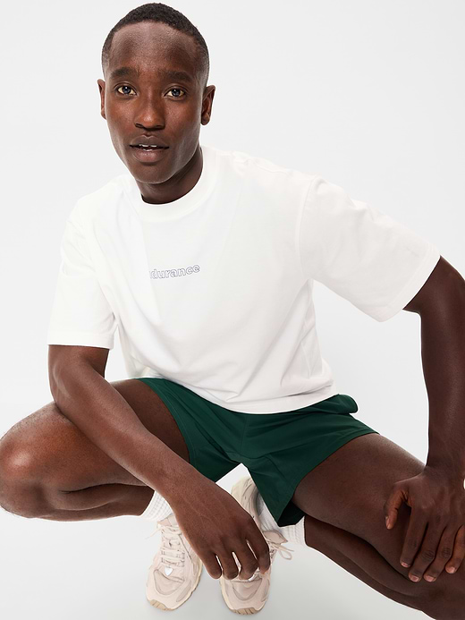 Old Navy Lived-In Pro Short-Sleeve Graphic T-Shirt — photo 4