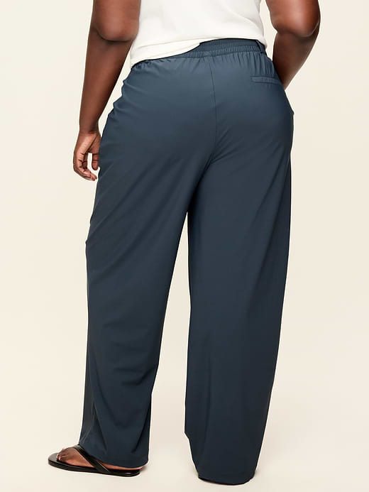 Old Navy High-Waisted SleekTech Trouser Pants — photo 9