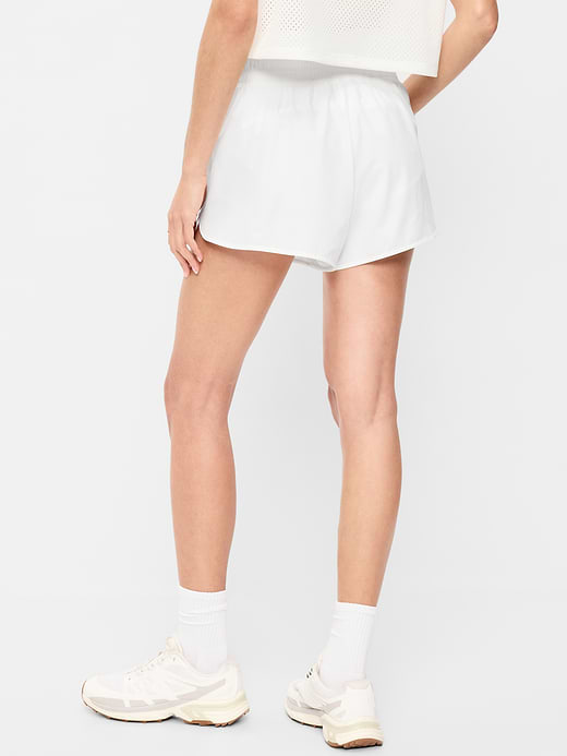 Old Navy Extra High-Waisted Crinkle Run Shorts -- 3-inch inseam — photo 3