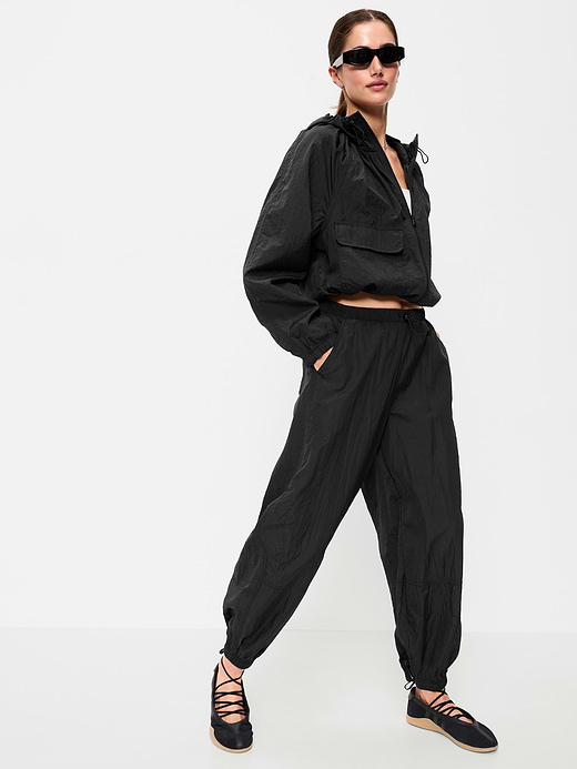 Old Navy Full-Zip Windbreaker — photo 4