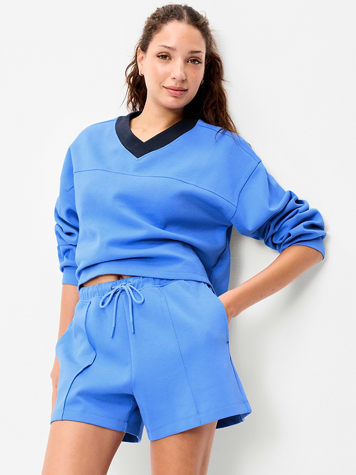 Old Navy Dynamic Fleece Oversized Cropped Sweatshirt — photo 4