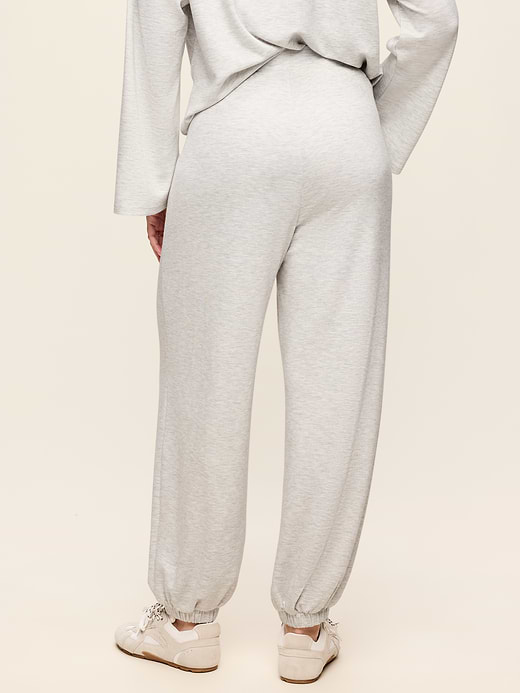 Old Navy Oversized Bounce Lite Bubble Joggers — photo 7