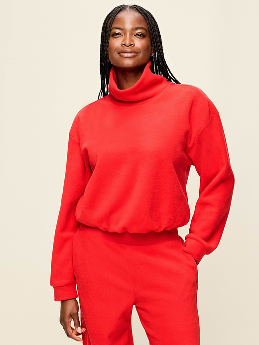 Old Navy Performance Fleece Funnel Neck Pullover — photo 1