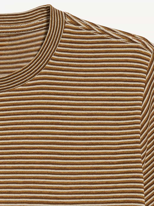 Old Navy Soft-Washed Crew-Neck T-Shirt — photo 5