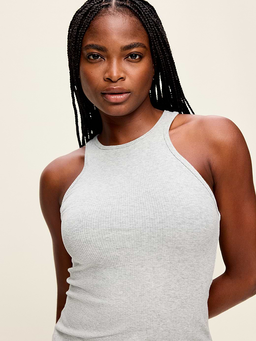 Old Navy Exhale Seamless Fitted Rib Tank — photo 1
